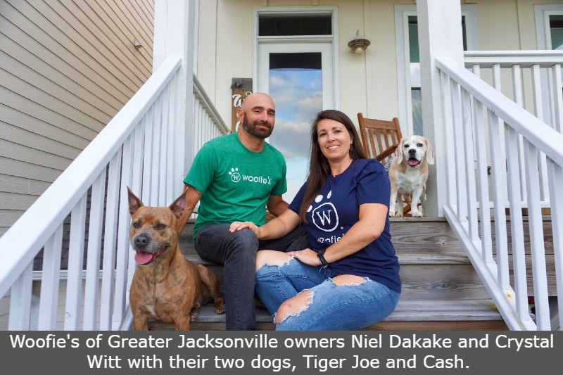 Woofie's Jacksonville w Pets