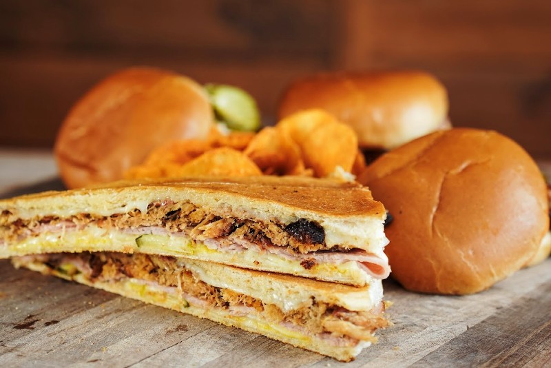 Southern Luv BBQ franchise food